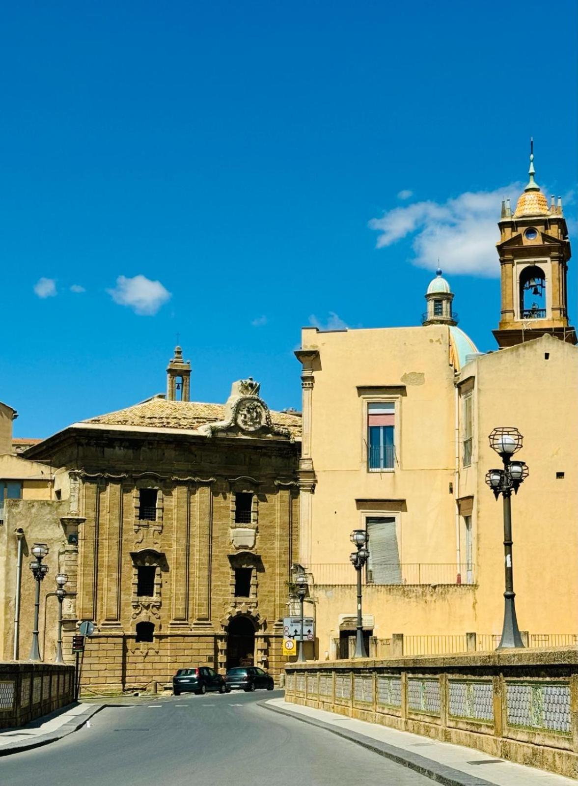 Casa Vacanze In Centro! Caltagirone Ngoại thất bức ảnh